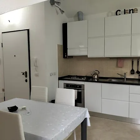 Casa Stella * Σέστρι Λεβάντε